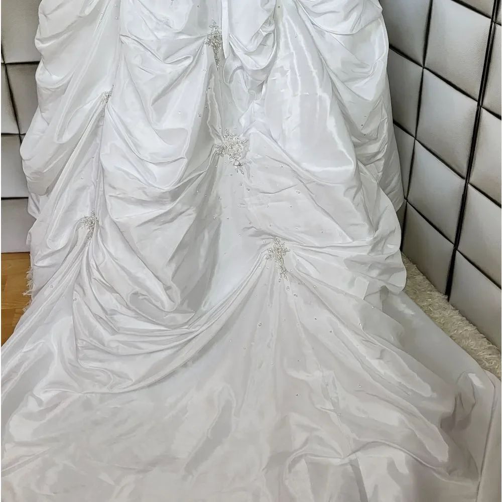 Alfred Angelo bridal gown - Picture 8 of 12
